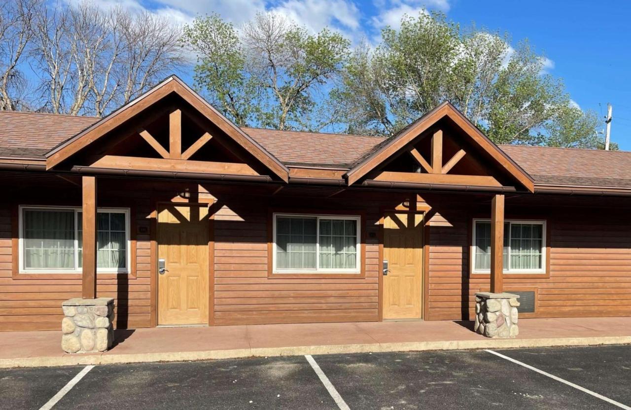Crossroads Hotel & Event Center Fort Dodge Exterior foto
