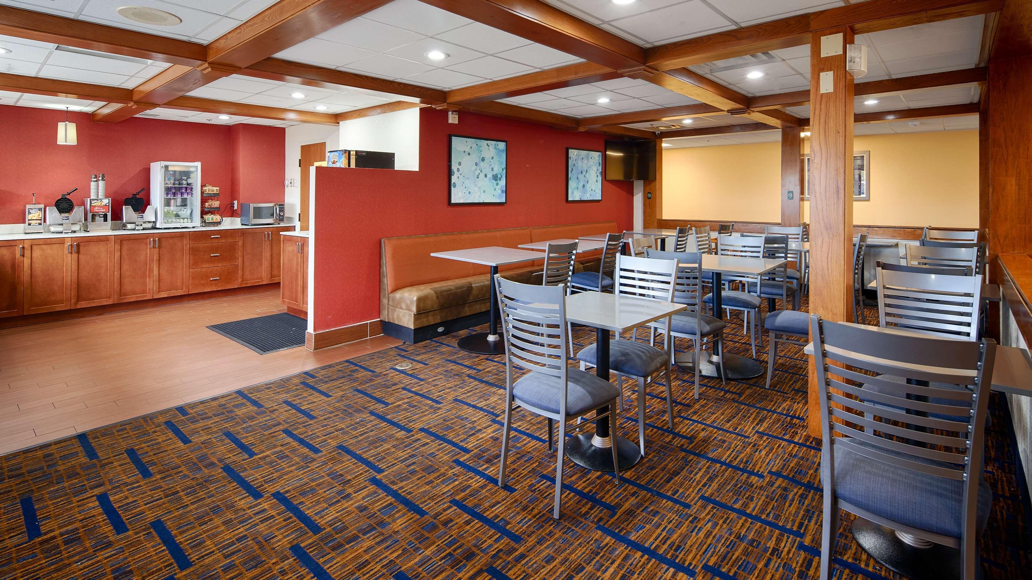 Crossroads Hotel & Event Center Fort Dodge Exterior foto