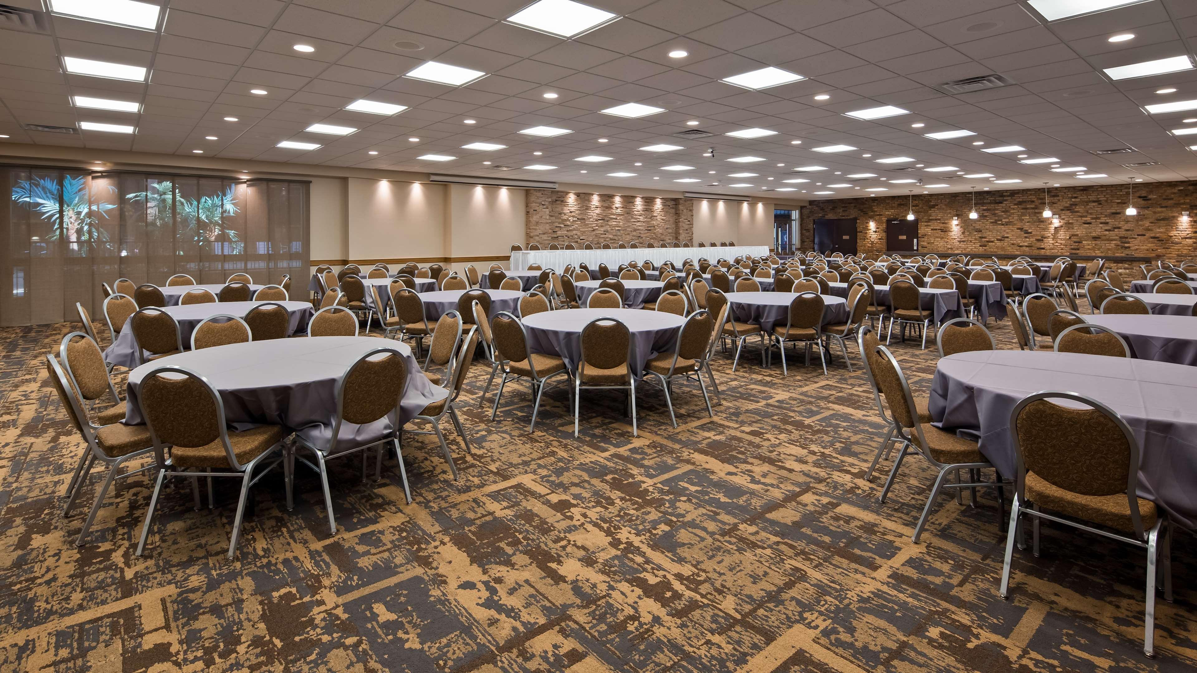 Crossroads Hotel & Event Center Fort Dodge Exterior foto